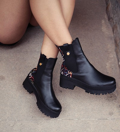 ZANAY – Botín urbano con carácter y personalidad