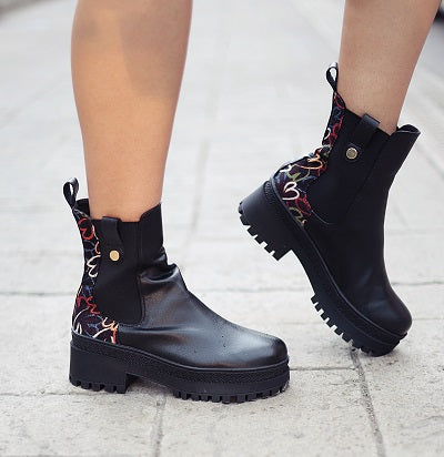 ZANAY – Botín urbano con carácter y personalidad